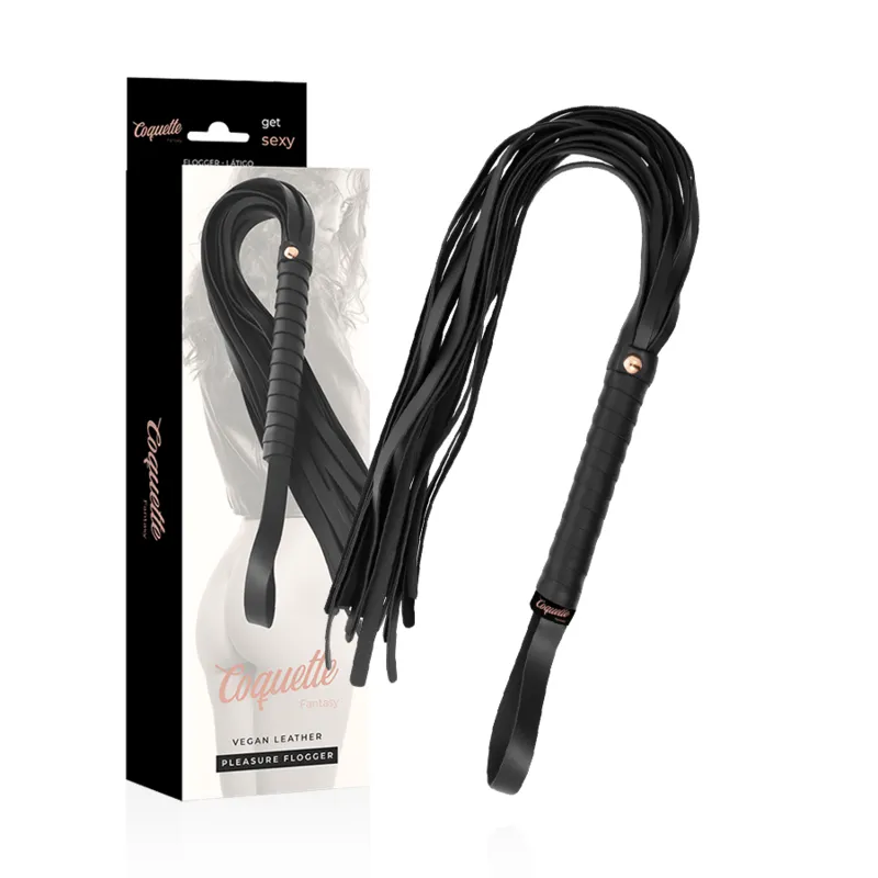 Coquette Chic Desire · Fouet fantaisie en cuir végan — photographie du produit